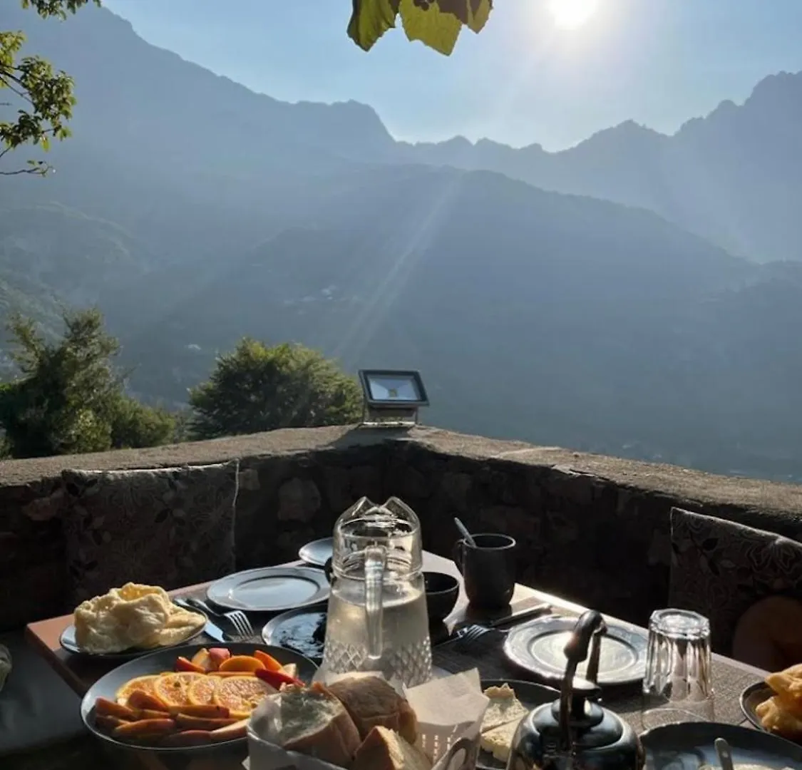 Guesthouse Bec Villi Theth Pensjonat